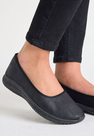 Womens Black Slip On Shoe Trainers